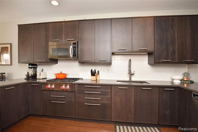 514 Graten Street, Birmingham, MI 48009