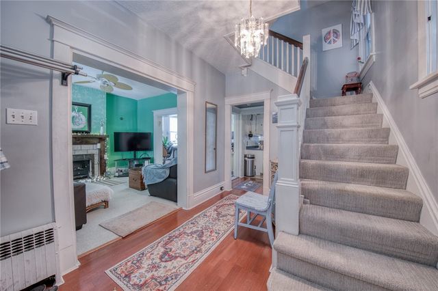 3931 Hoosac St, Greenfield, PA 15207