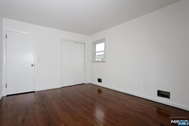 7-32 Richard Street, Fair Lawn, NJ 07410