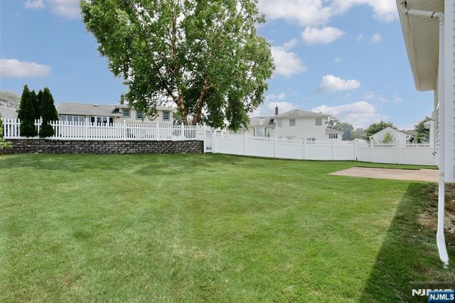 7-32 Richard Street, Fair Lawn, NJ 07410
