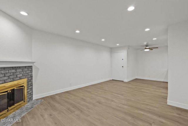 1246 Patricia Avenue 21, Simi Valley, CA 93065