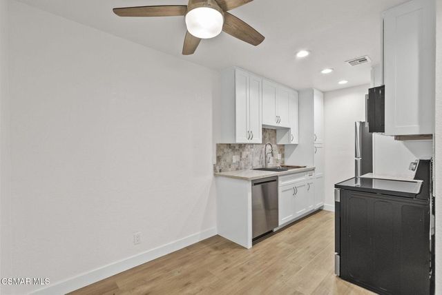 1246 Patricia Avenue 21, Simi Valley, CA 93065