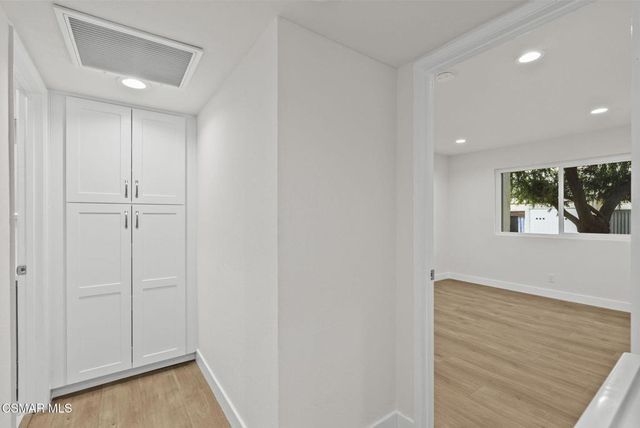 1246 Patricia Avenue 21, Simi Valley, CA 93065