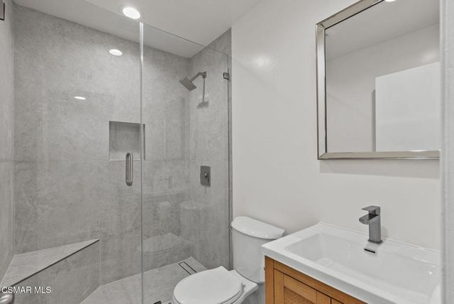 1246 Patricia Avenue 21, Simi Valley, CA 93065