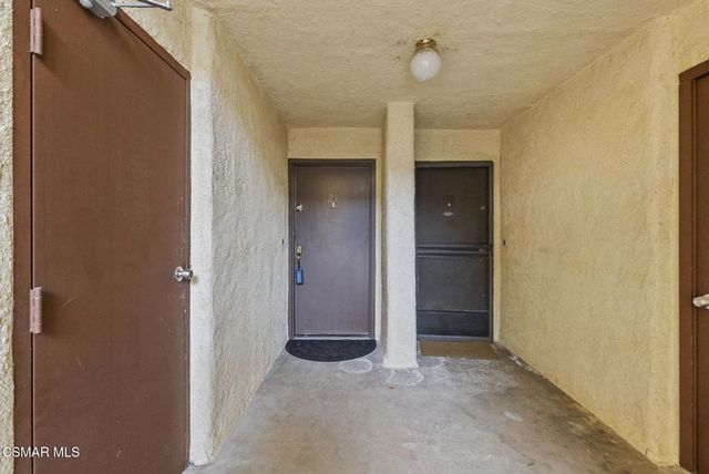 1246 Patricia Avenue 21, Simi Valley, CA 93065