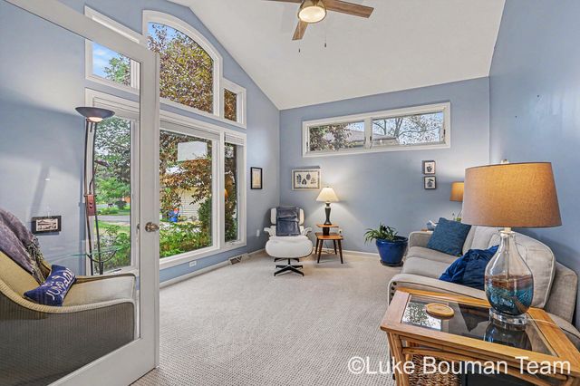 46 Counts Cove Court, Holland, MI 49424
