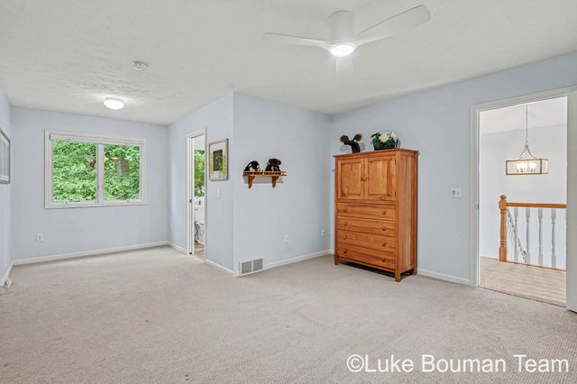 46 Counts Cove Court, Holland, MI 49424