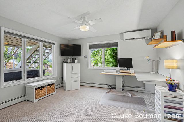 46 Counts Cove Court, Holland, MI 49424