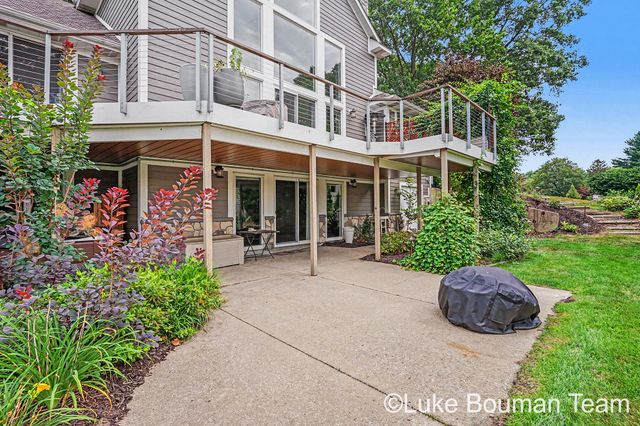 46 Counts Cove Court, Holland, MI 49424