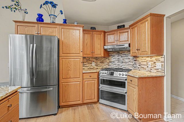 46 Counts Cove Court, Holland, MI 49424
