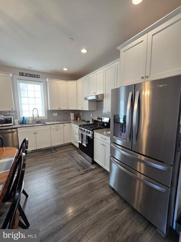 209 3RD ST, Crumpton, MD 21628