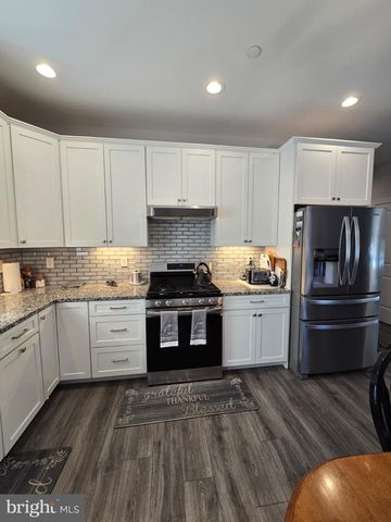 209 3RD ST, Crumpton, MD 21628