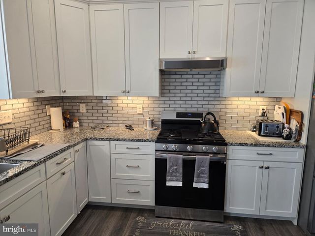 209 3RD ST, Crumpton, MD 21628