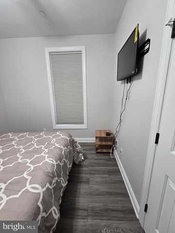 209 3RD ST, Crumpton, MD 21628