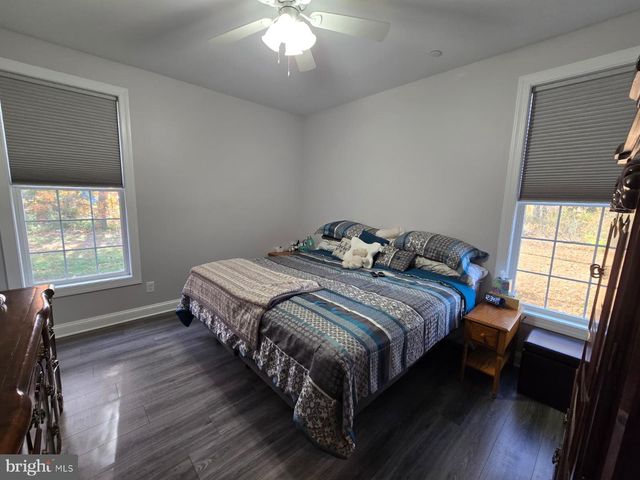 209 3RD ST, Crumpton, MD 21628