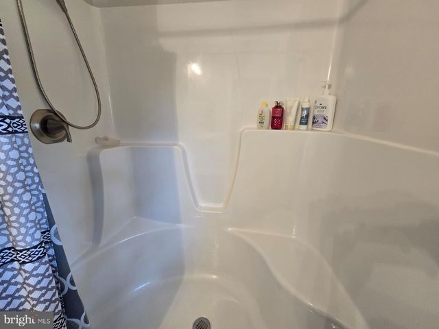 209 3RD ST, Crumpton, MD 21628