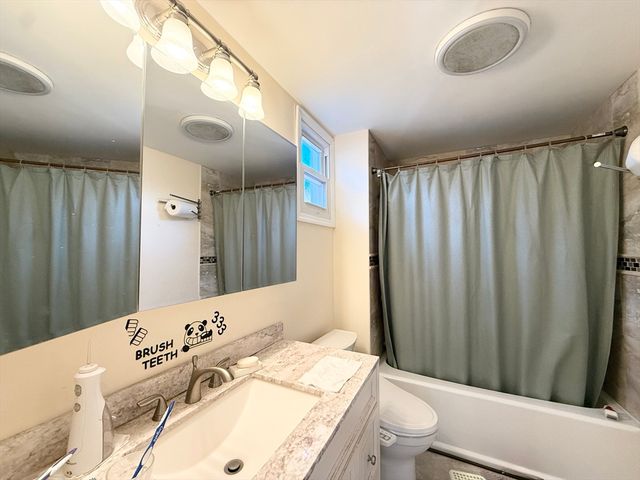 58 Lake St 58, Waltham, MA 02451