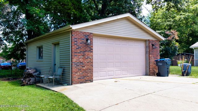8801 Mc Kenna Way, Louisville, KY 40291
