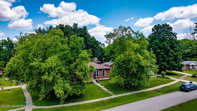 8801 Mc Kenna Way, Louisville, KY 40291