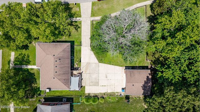 8801 Mc Kenna Way, Louisville, KY 40291