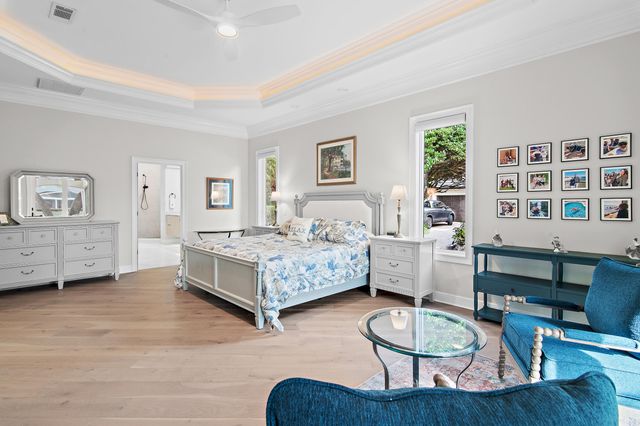 463 Captains Circle, Destin, FL 32541