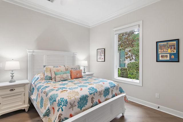 463 Captains Circle, Destin, FL 32541