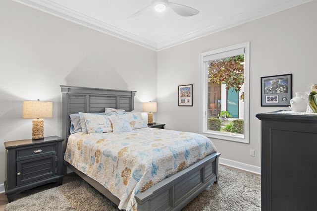 463 Captains Circle, Destin, FL 32541