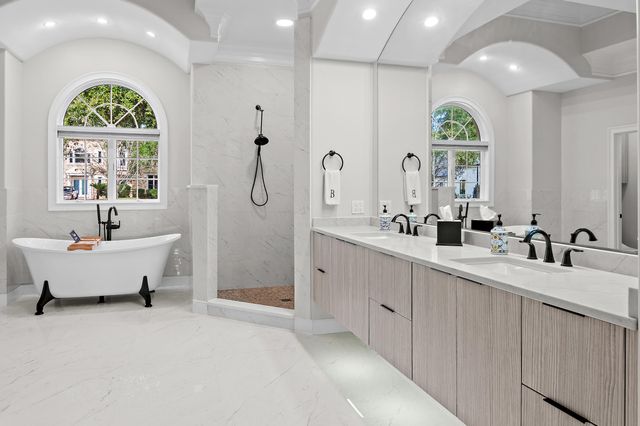 463 Captains Circle, Destin, FL 32541