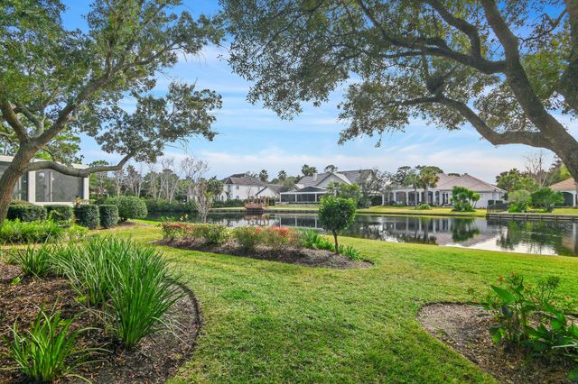 463 Captains Circle, Destin, FL 32541