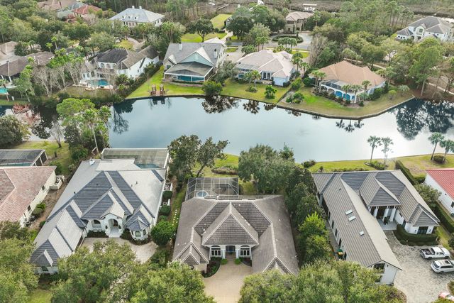 463 Captains Circle, Destin, FL 32541