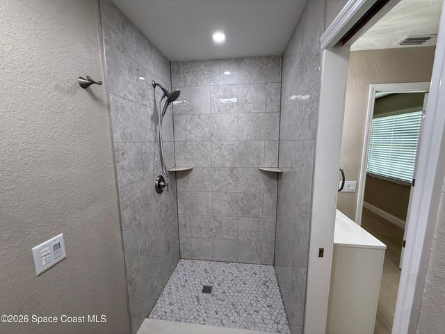 1205 Hegira Street NW, Palm Bay, FL 32907