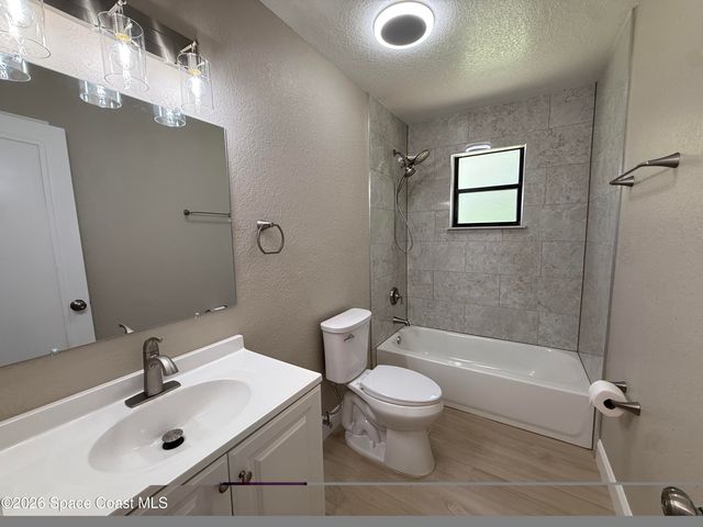 1205 Hegira Street NW, Palm Bay, FL 32907