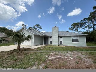 1205 Hegira Street NW, Palm Bay, FL 32907
