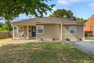 119 E Lepp Street, Columbia, IL 62236