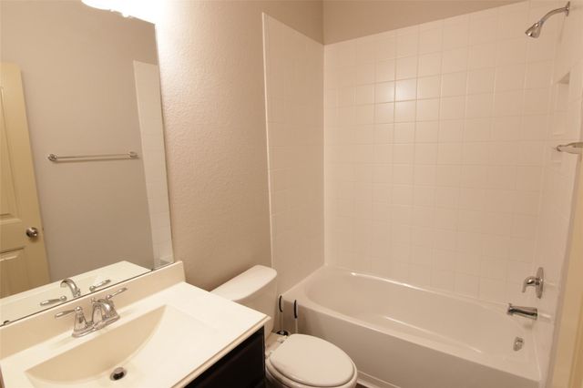 20419 Newcastle Ridge Lane, Katy, TX 77449