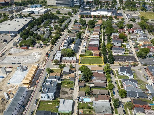 1601 Leverette Street, Detroit, MI 48216