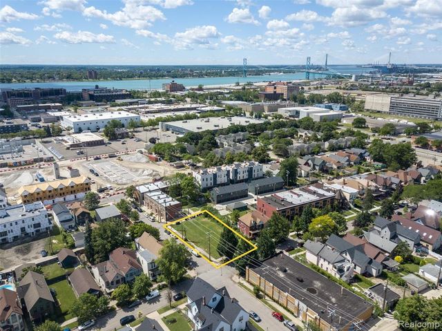 1601 Leverette Street, Detroit, MI 48216