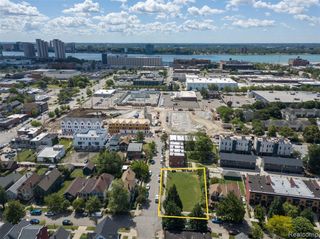 1601 Leverette Street, Detroit, MI 48216