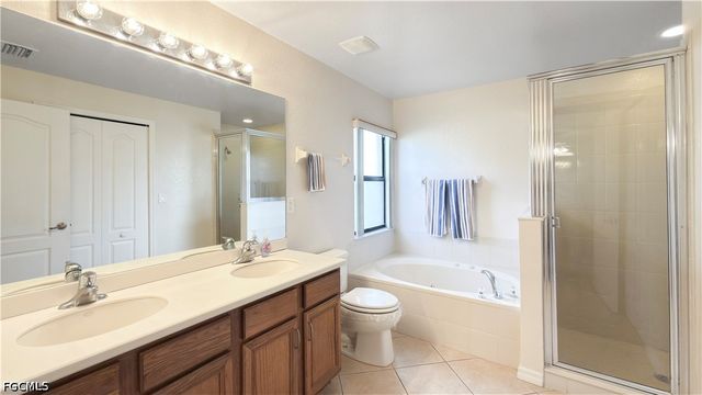 205 SW 42nd ST, Cape Coral, FL 33914