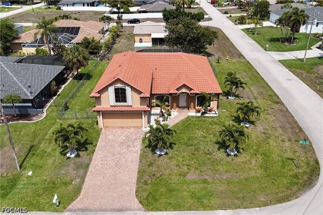 205 SW 42nd ST, Cape Coral, FL 33914