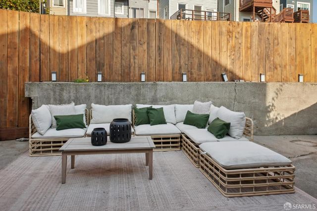 29 Cuvier Street, San Francisco, CA 94112