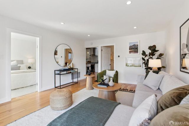 29 Cuvier Street, San Francisco, CA 94112