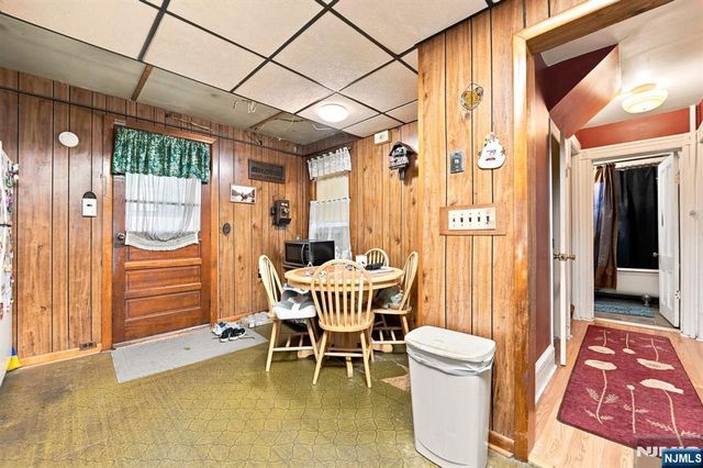 60 Martin Road, Verona, NJ 07044