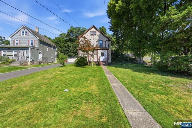 60 Martin Road, Verona, NJ 07044