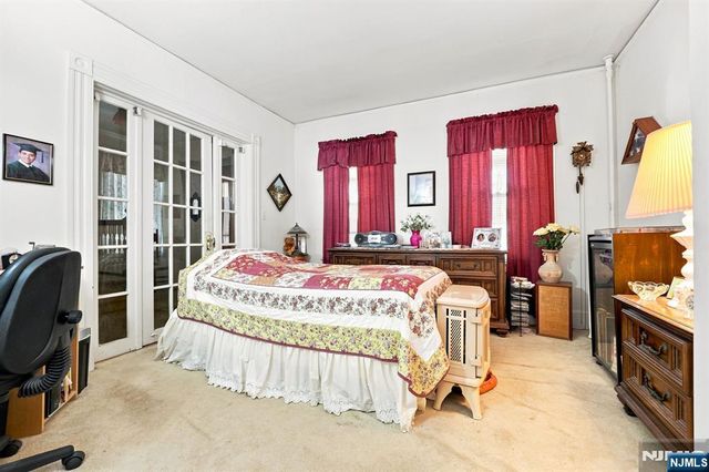 60 Martin Road, Verona, NJ 07044