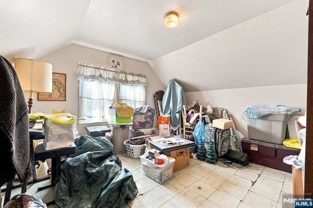 60 Martin Road, Verona, NJ 07044