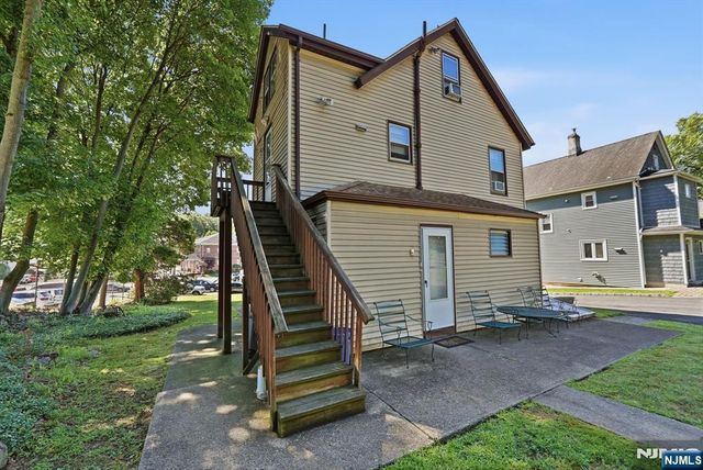 60 Martin Road, Verona, NJ 07044