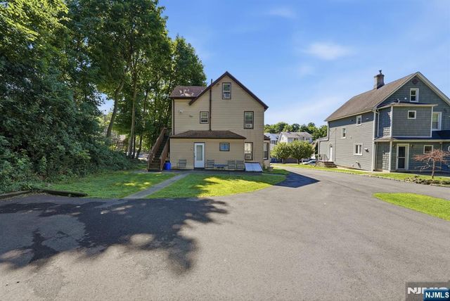 60 Martin Road, Verona, NJ 07044