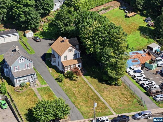 60 Martin Road, Verona, NJ 07044