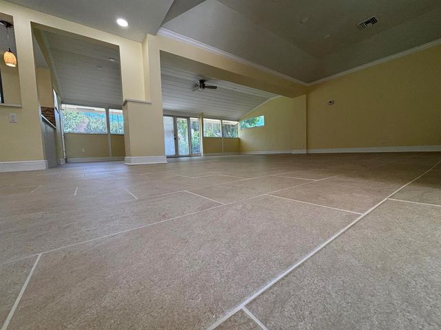 135 E Ilex Drive, Lake Park, FL 33403